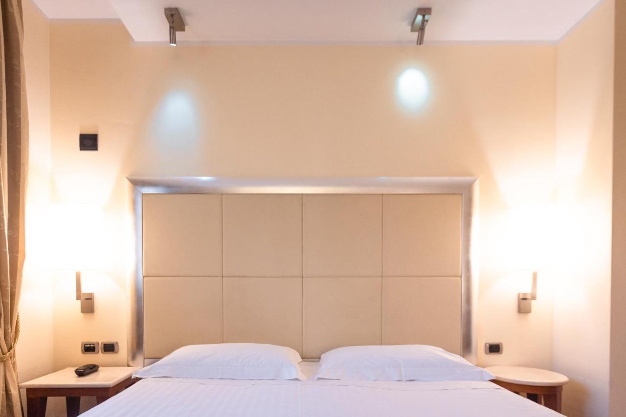 Hotel Airone - Ombrellone Incluso Al Bagno Dolce Vita A Marina Dal 1 Giugno Al 15 Settembre Grosseto Eksteriør bilde