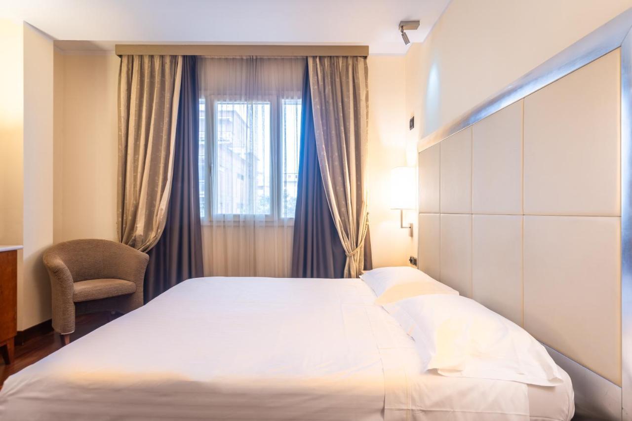 Hotel Airone - Ombrellone Incluso Al Bagno Dolce Vita A Marina Dal 1 Giugno Al 15 Settembre Grosseto Eksteriør bilde