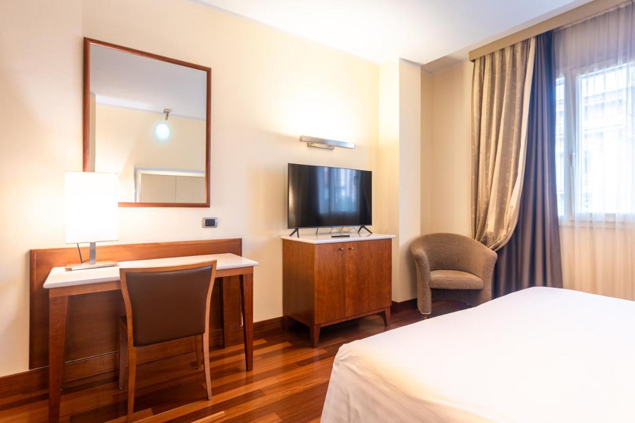 Hotel Airone - Ombrellone Incluso Al Bagno Dolce Vita A Marina Dal 1 Giugno Al 15 Settembre Grosseto Eksteriør bilde