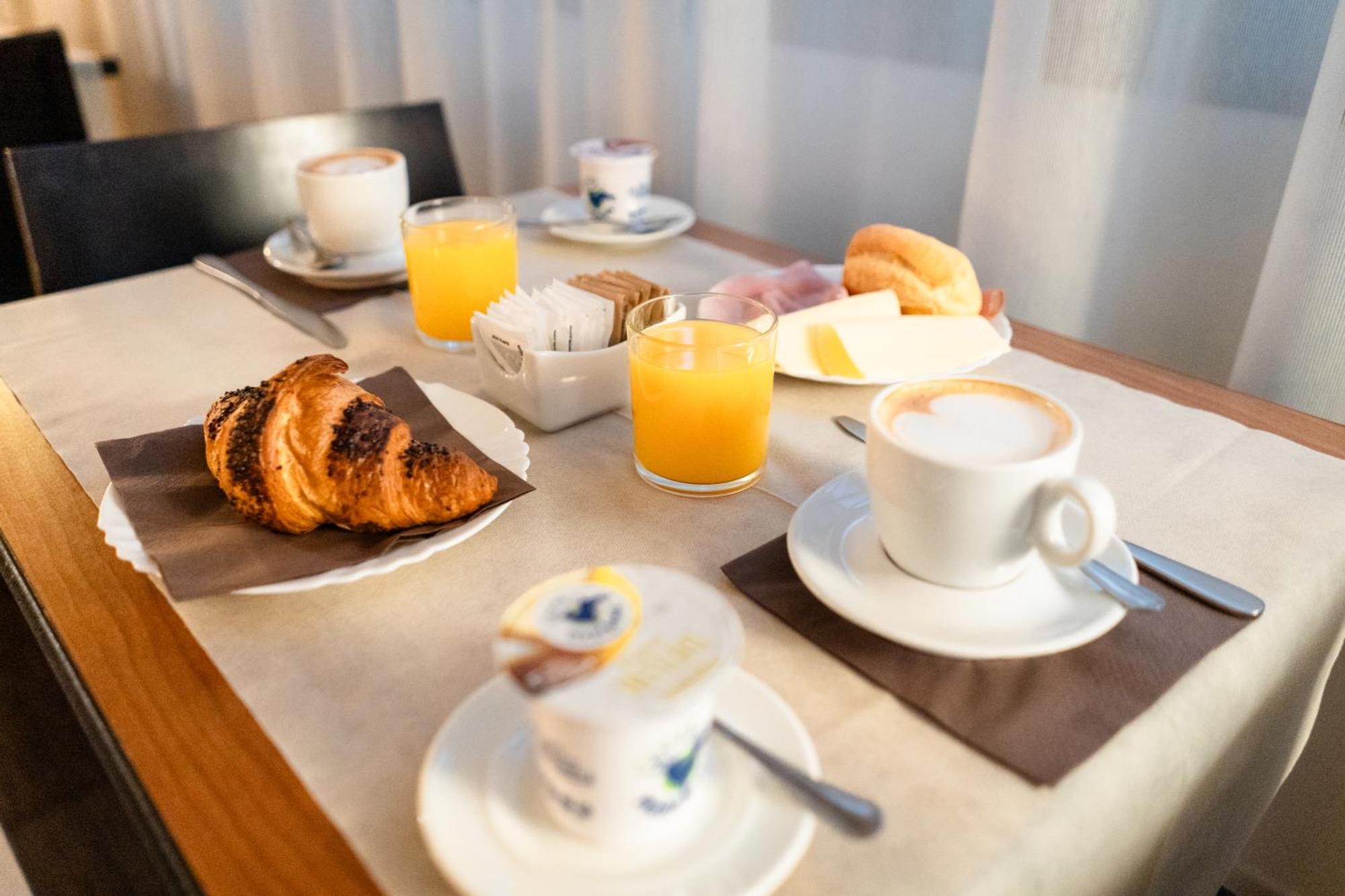 Hotel Airone - Ombrellone Incluso Al Bagno Dolce Vita A Marina Dal 1 Giugno Al 15 Settembre Grosseto Eksteriør bilde